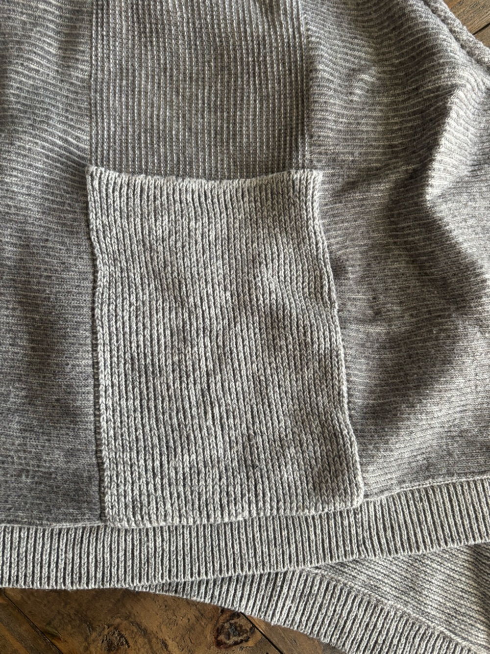 Anthropologie Moth Madison Poncho Heather Gray Knit Pocket - Picture 3 of 7